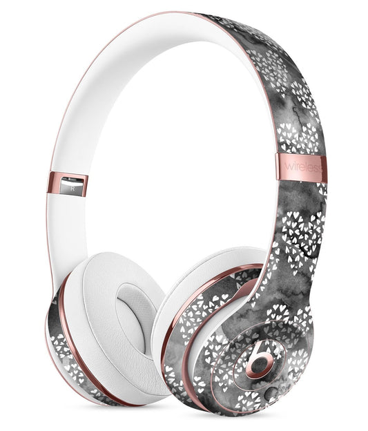 Black and White Watercolor Hearts Full-Body Skin Kit for the Beats by
