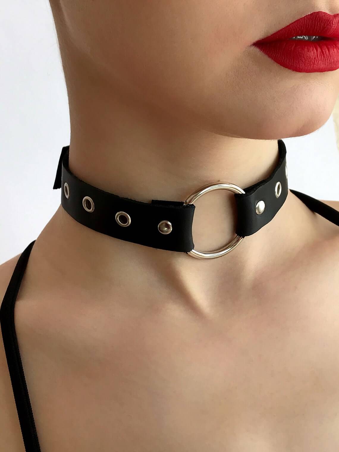 Sexy Circle Choker