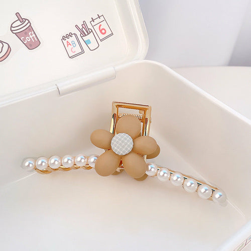 Single Flower with Pearls Hair Clasp