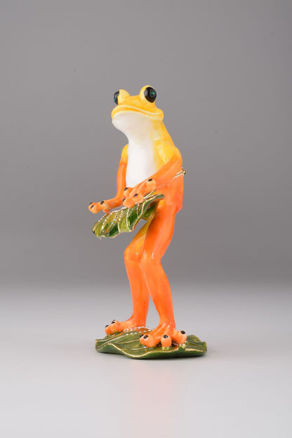 Frog Playing on Keyboards