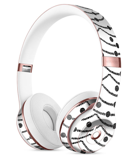 Linked Hearts and Chain Full-Body Skin Kit for the Beats by Dre Solo 3