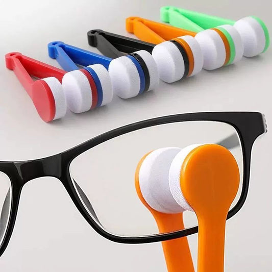 Portable lens cloth for glasses, cleans without scratching, leaves no