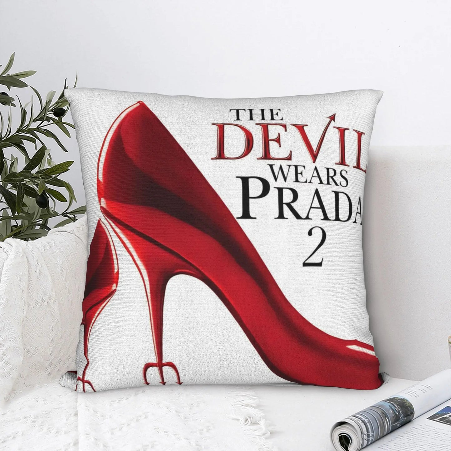 The Devil Wears Pradas 2 Moive Pillowcases Merch Printing Cushion