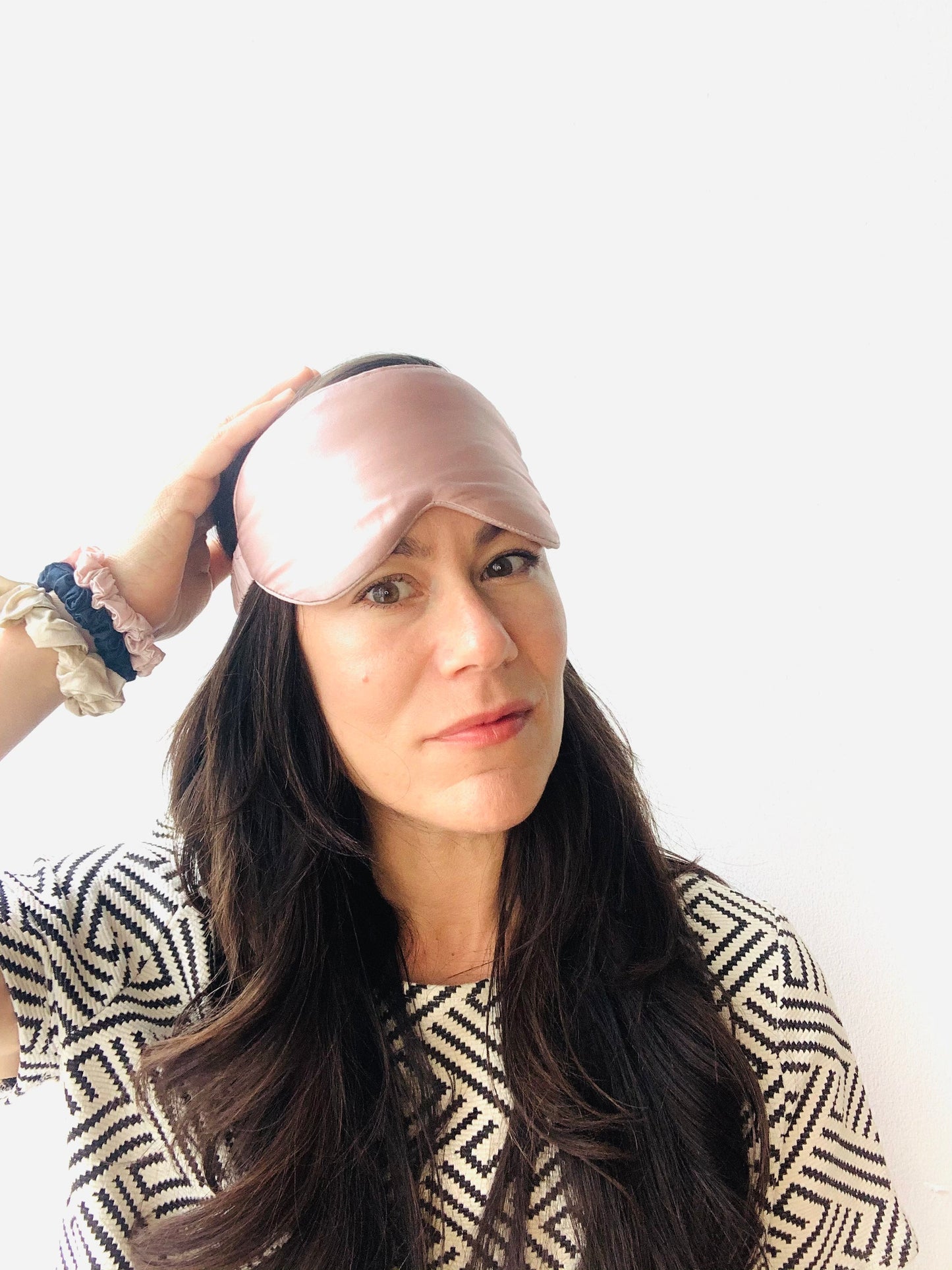 PURE SOL. Beauty Silk Sleep Eye Mask- Black Onyx