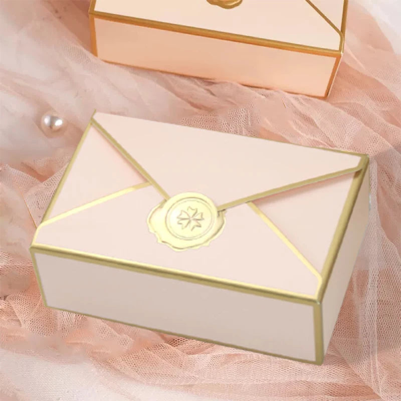 50Pcs Envelope Shape Candy Box Chocolate Gift Box Packaging for Guests Baby Shower Wedding Favor Gift Treat Boxes Party Decor