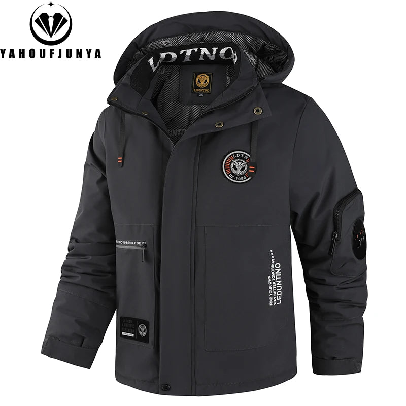 Winter Men Outdoor Windbreak Warm Travel Jacket Men Hooded Casual Fashion Sport Waterproof Climbing Trekking Jacket Male Coat