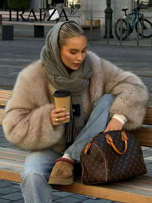 TRAFZA Women Fashion Solid Faux Fur Coat O Neck Long Sleeve Cropped Jacket Autumn Winter Female Fashion High Street Outerwear