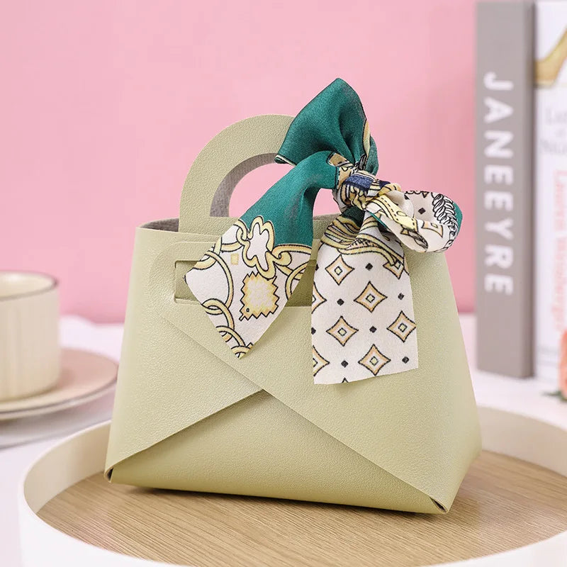 10PCS Distribute Leather Pink Gift Bags Wedding Favour Bag for Guest Mini Handbag with Ribbon Candy Packaging Box Party Decor