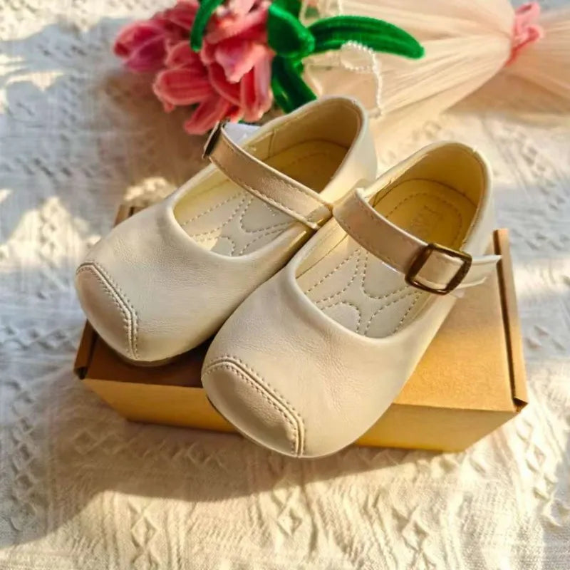 Children's Leather Shoes 2025 Autumn New Bean Shoes Shallow Mouth Princess Shoes Fashion Shoes Girls' High Beauty Baby Shoes