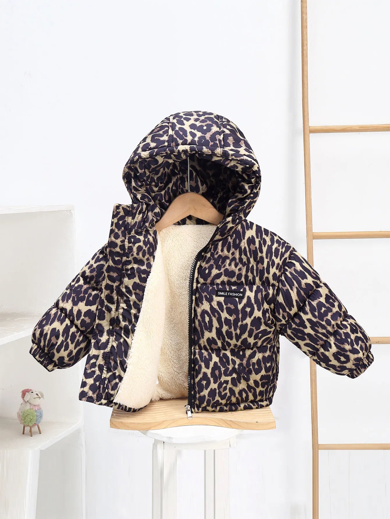 New autumn and winter fleece thickened wool lining cloth leopard print cloth for boys and girls cute baby hooded cotton clothes