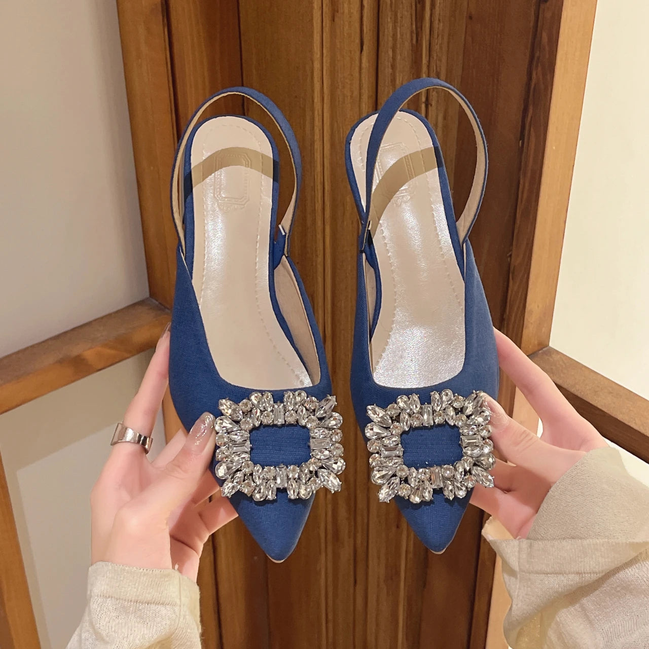 New Style Fashion Women's Sandals Summer Slingback Slippers Female Low Heel Rhinestone Buckle Back Strap Sexy Pumps Sandals
