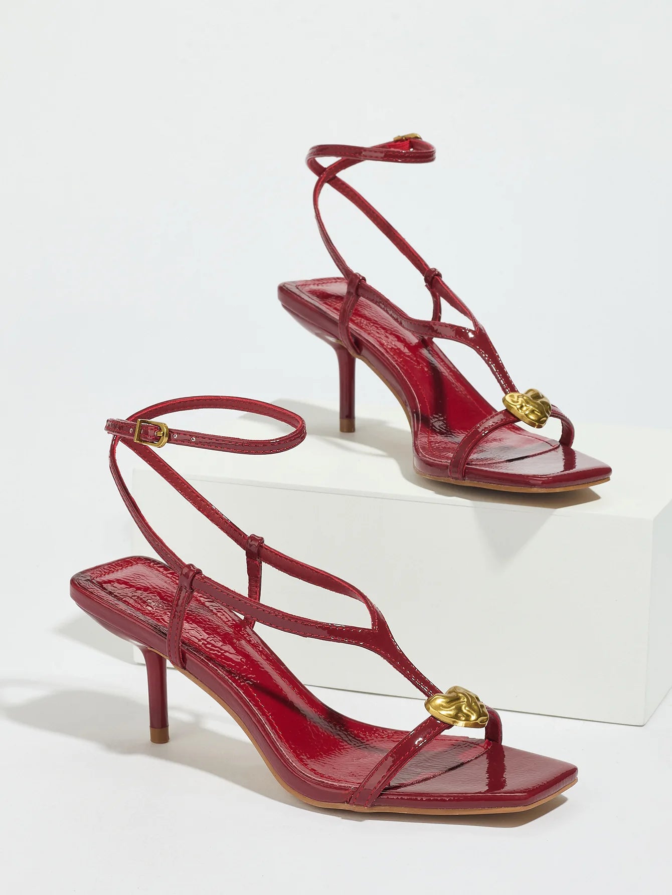 Shoes Woman New Summer 2025 Collection Metal Buckle Decoration T-shaped Belt  Thin Heel Square Toe Exposed Toe Women's sandals