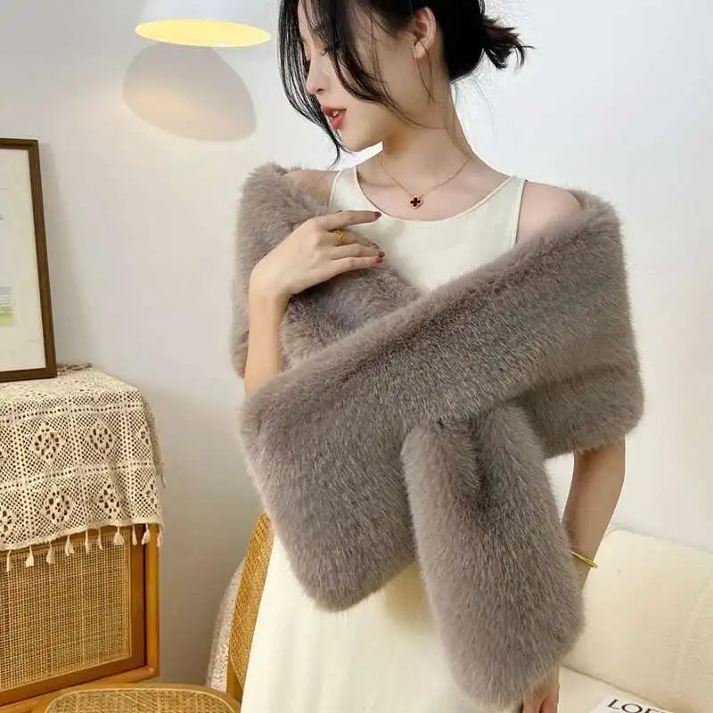 Faux Fur Wedding Shawl Woman Party Bride Cape Cloak Autumn Winter Banquet Stage Dress Scarf Bridal Wrap Bolero Accessory Stock