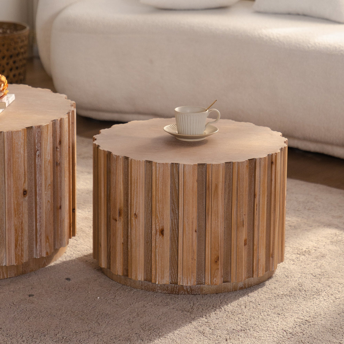 Round Nesting Coffee Tables Set of 2 with Vertical Slatted Wood-Look