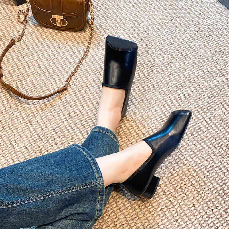 2025 Retro Square Toe Mary Janes Women's Pig Nose Ballet Shoes Autumn Slip On Low Heel French Style Pumps Mujer Plus Size 35-42