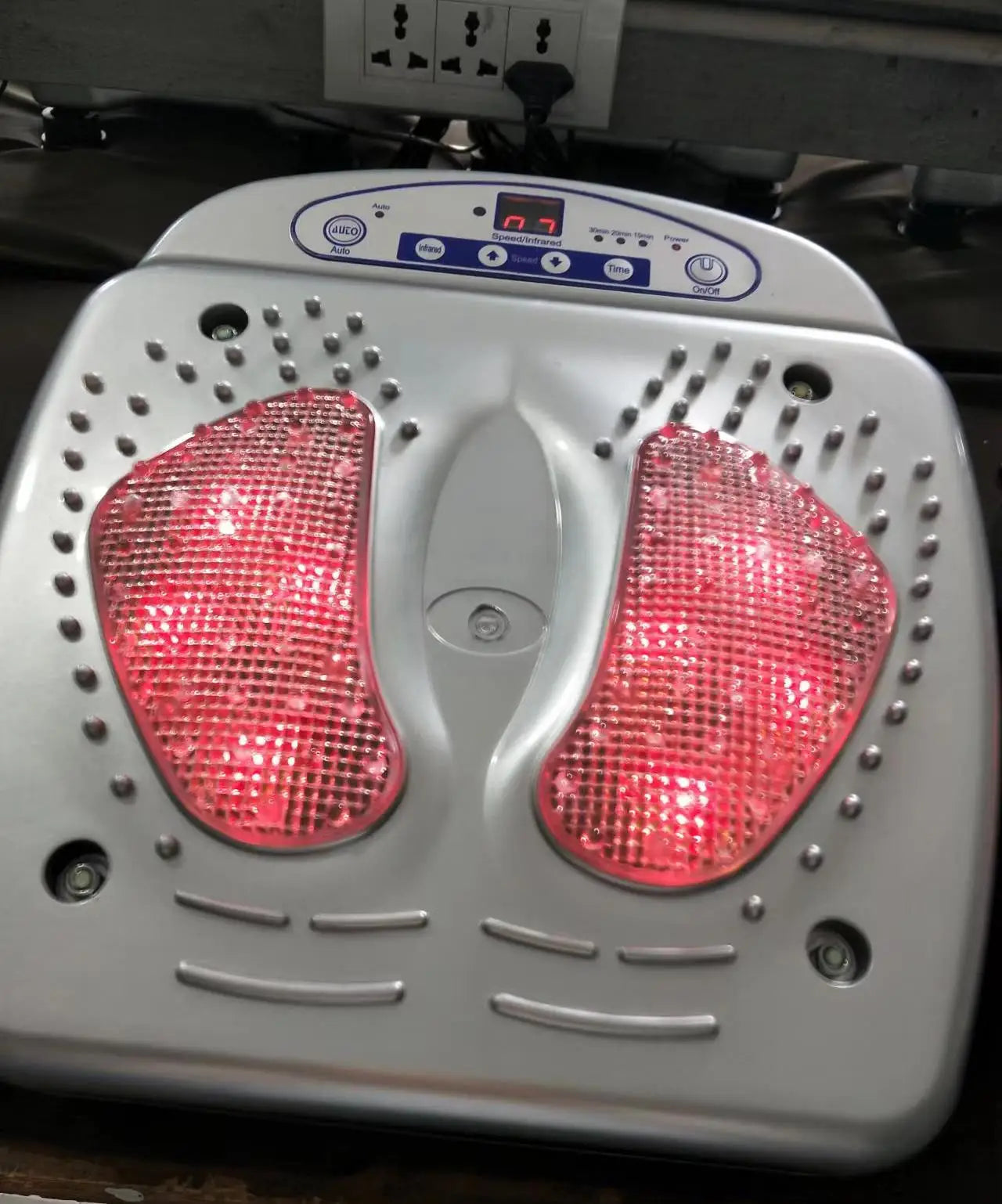 Electric Shiatsu Infrared Heating and Magnetic Therapy Vibrating Foot Leg Massager Machine