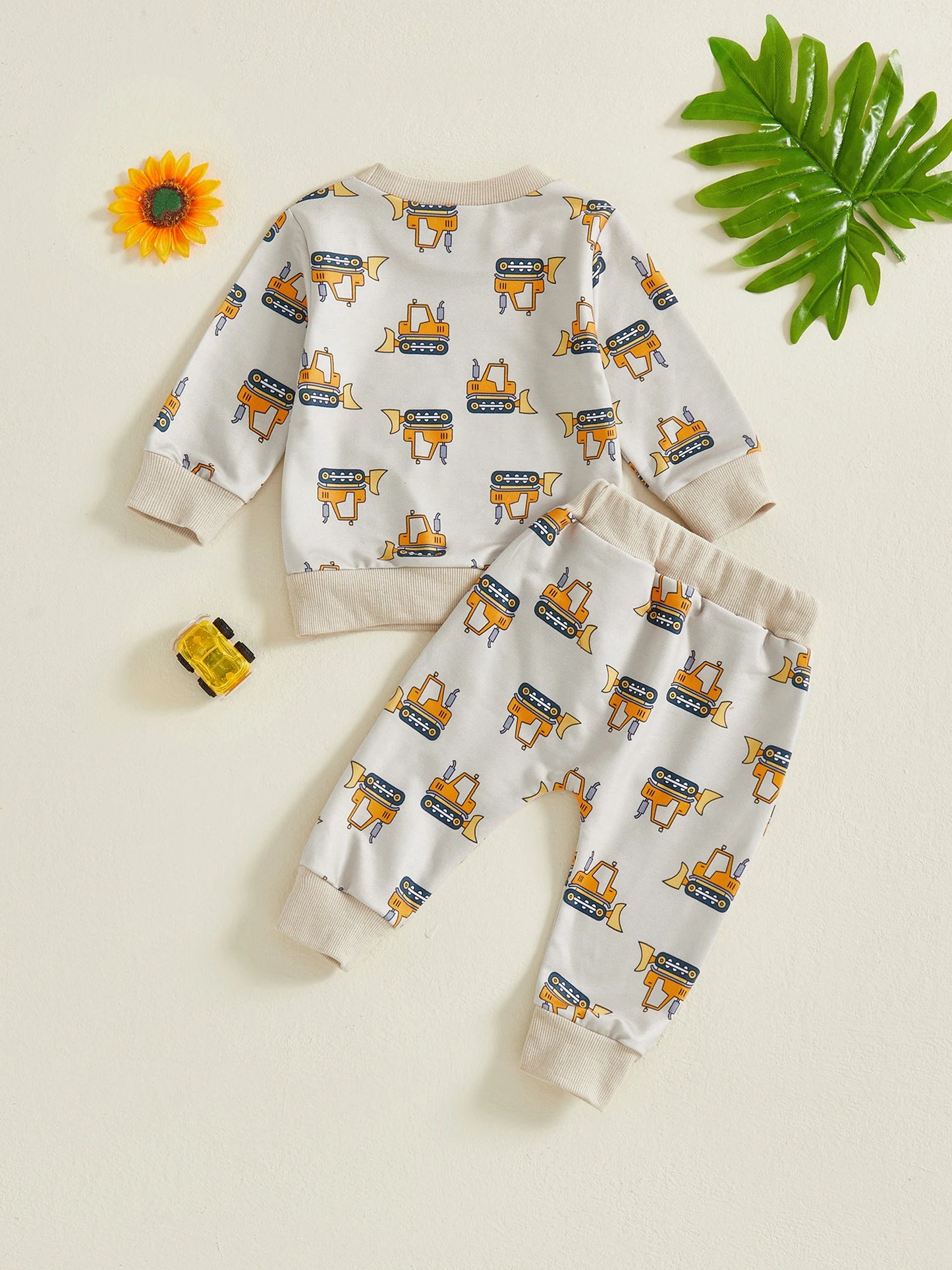 Boys Fall 2-Piece Outfit Long Sleeve Dinosaur Print Tee and Jogger Pants Set with Elastic Waistband