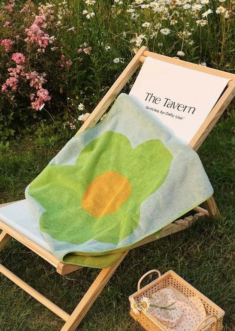 Cute Whimsical Sunflower Bath Towel - Ultra Soft & Absorbent Staple