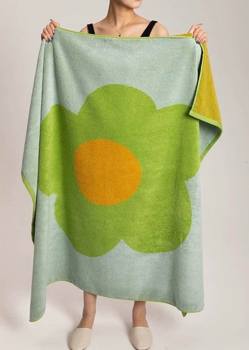 Cute Whimsical Sunflower Bath Towel - Ultra Soft & Absorbent Staple