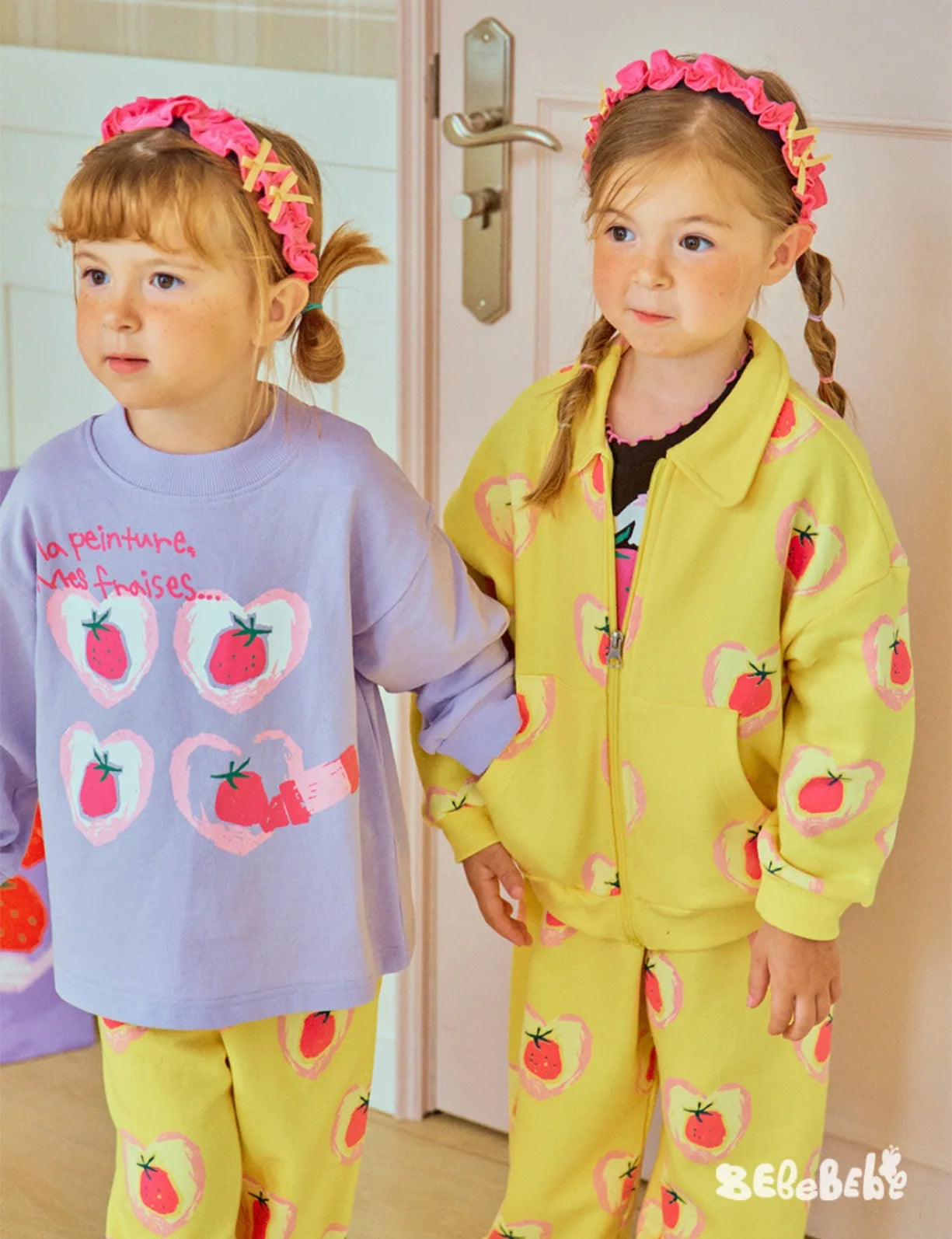 Children's Jacket 2025 Autumn/Winter New Strawberry Full Print Fashion Boys and Girls' Sportswear Coat Pure Cotton Sweatshirt