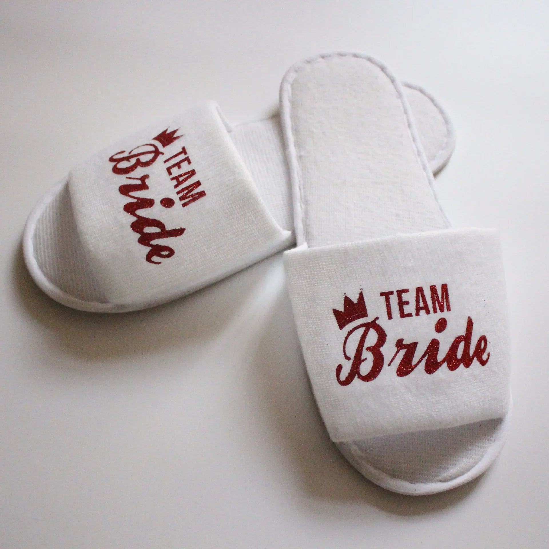 20 Pairs Bride & Bridesmaid, Wedding Party Guests Home Slip on Shoes Bridal Party Slippers Open-toe with Golden, Red and Black