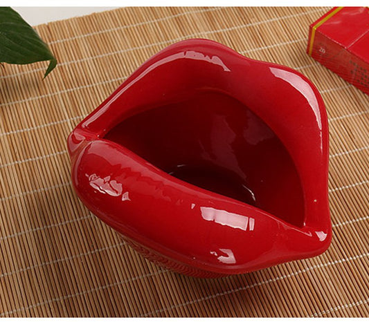 Cigar Ceramic Ashtray Sexy Lip Shape  Ashtray