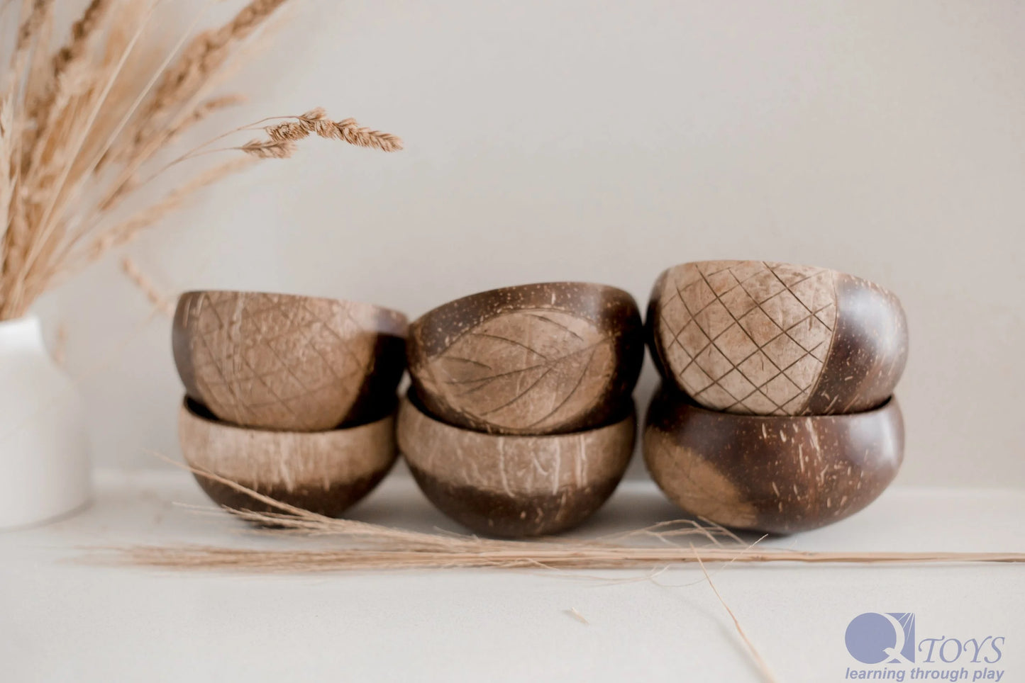 QToys Australia (USA) Patterned Coconut Bowls set of 6