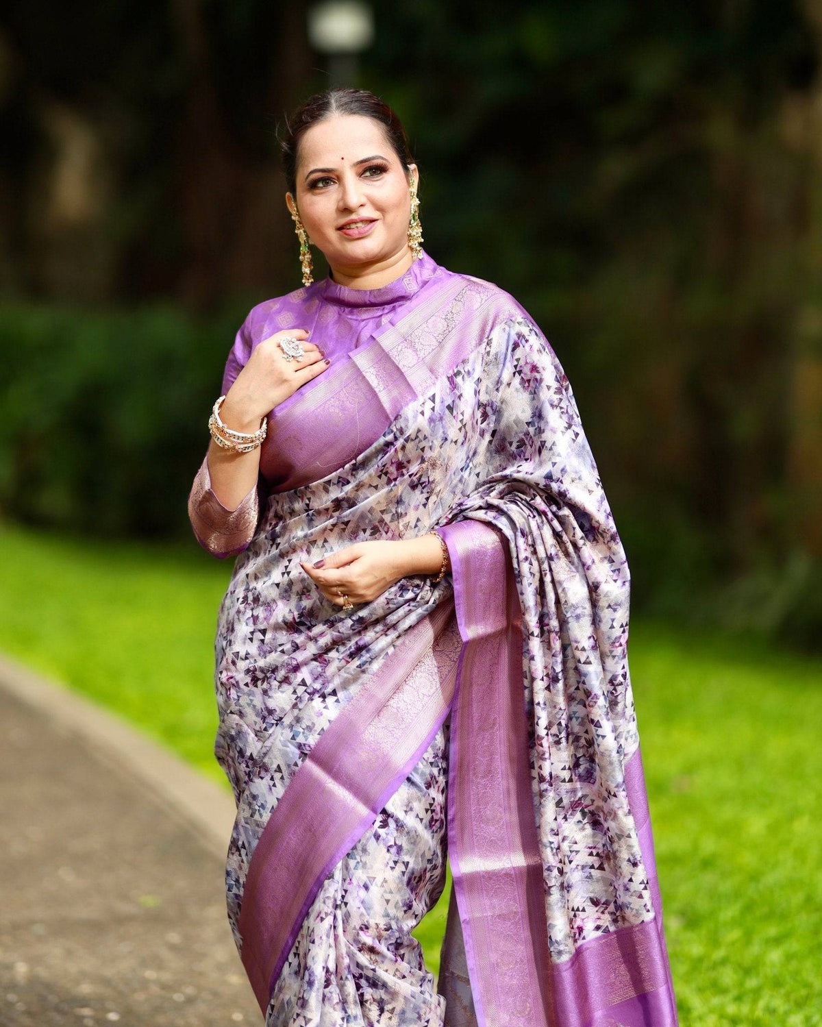 Lavender Banarasi Silk Saree with Delicate Floral Prints and Lustrous