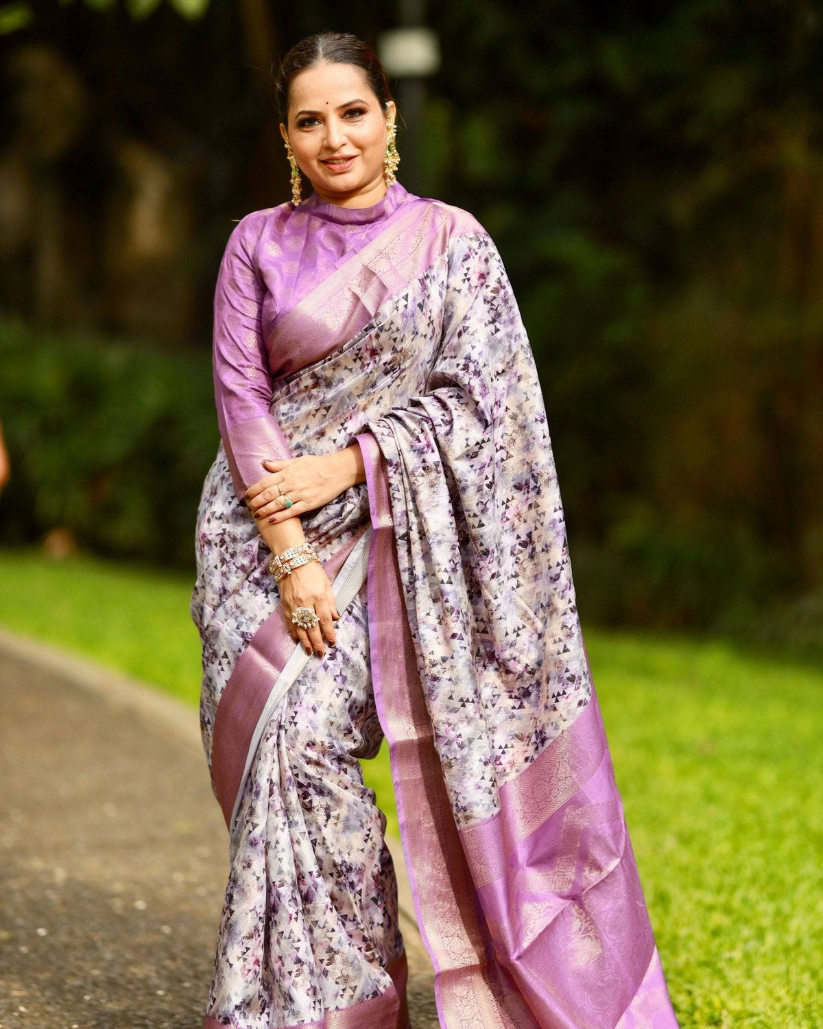 Lavender Banarasi Silk Saree with Delicate Floral Prints and Lustrous