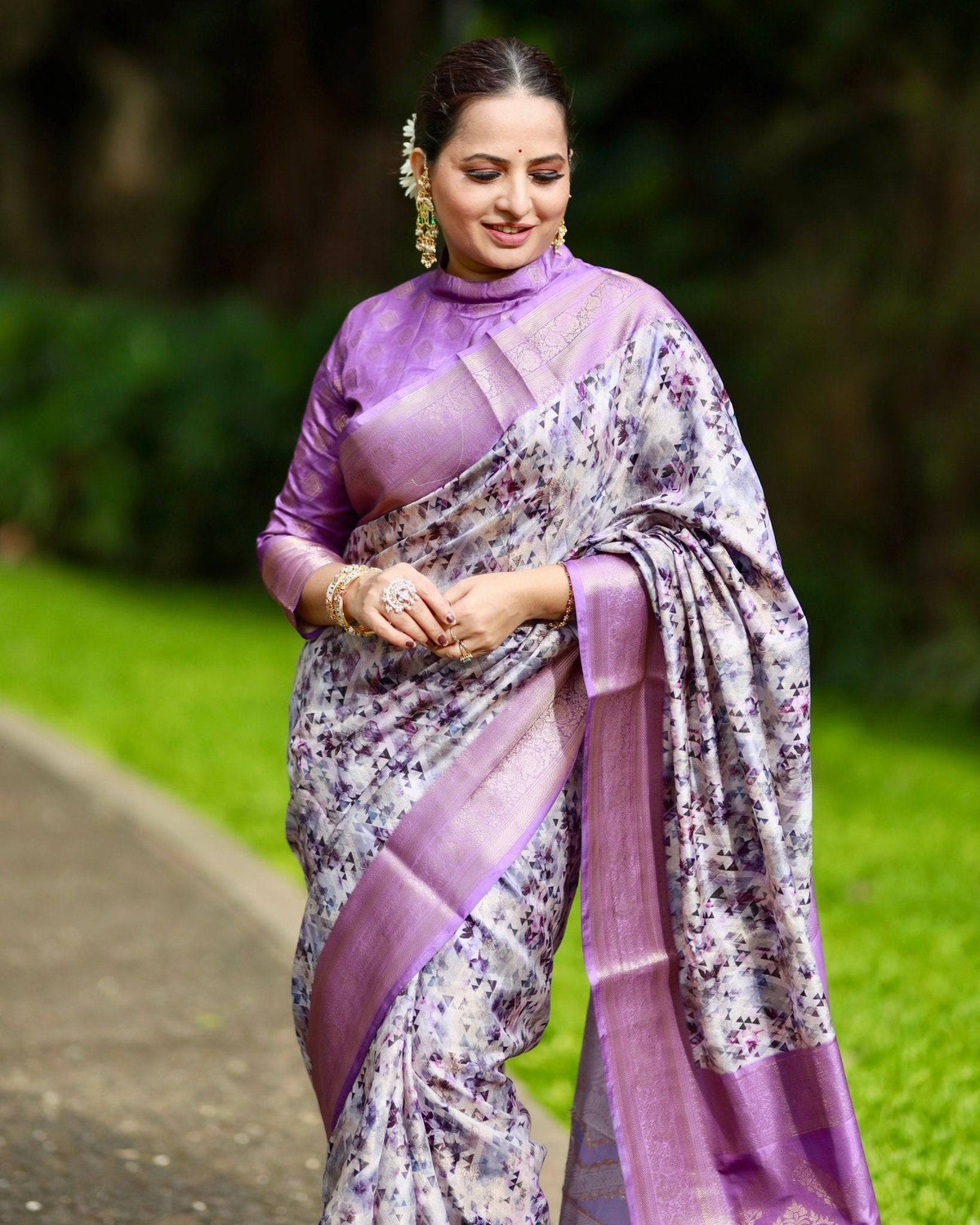 Lavender Banarasi Silk Saree with Delicate Floral Prints and Lustrous