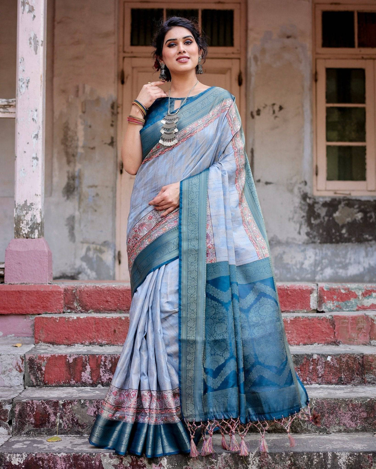 Elegant Blue and Beige Banarasi Silk Saree with Ornate Zari Weaving