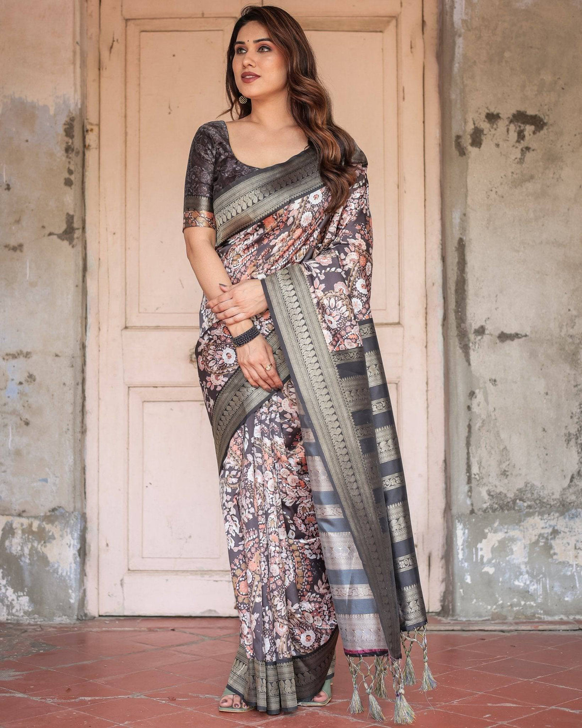Elegant Black and Peach Banarasi Silk Saree with Zari Border and