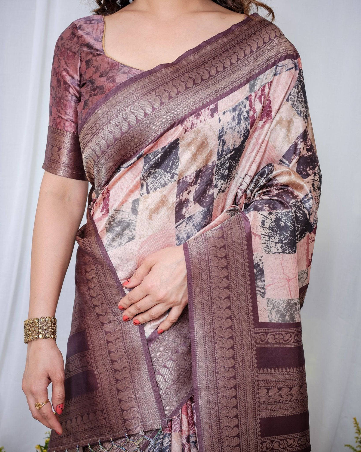 Mauve Banarasi Silk Saree with Abstract Checkered Digital Print, Zari