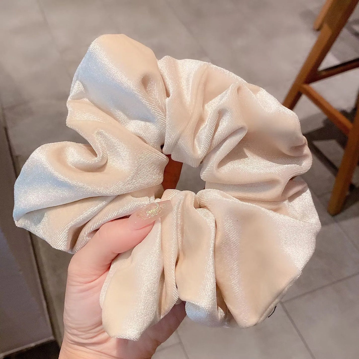 Oversize Black Velvet Scrunchies Hair Ties Women Girls Solid Rubber Big Elastic Hair Bands Rope Ponytail Hair Accessories Winter