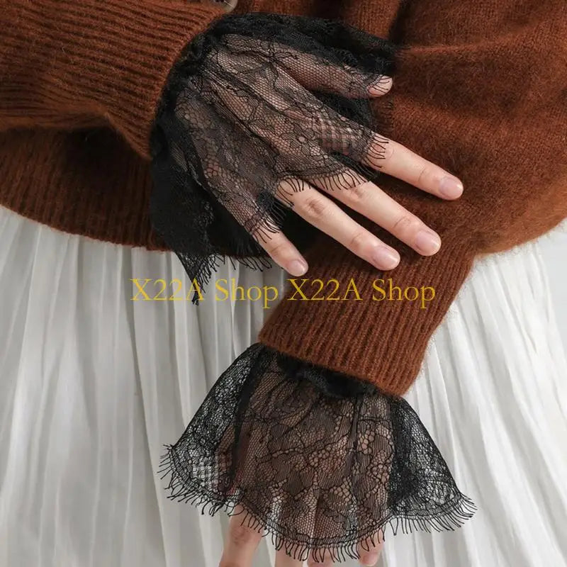Unique Wedding Party Pleated Ruffle Cuffs Delicate Wrist Cuffs Embellishment for Bride