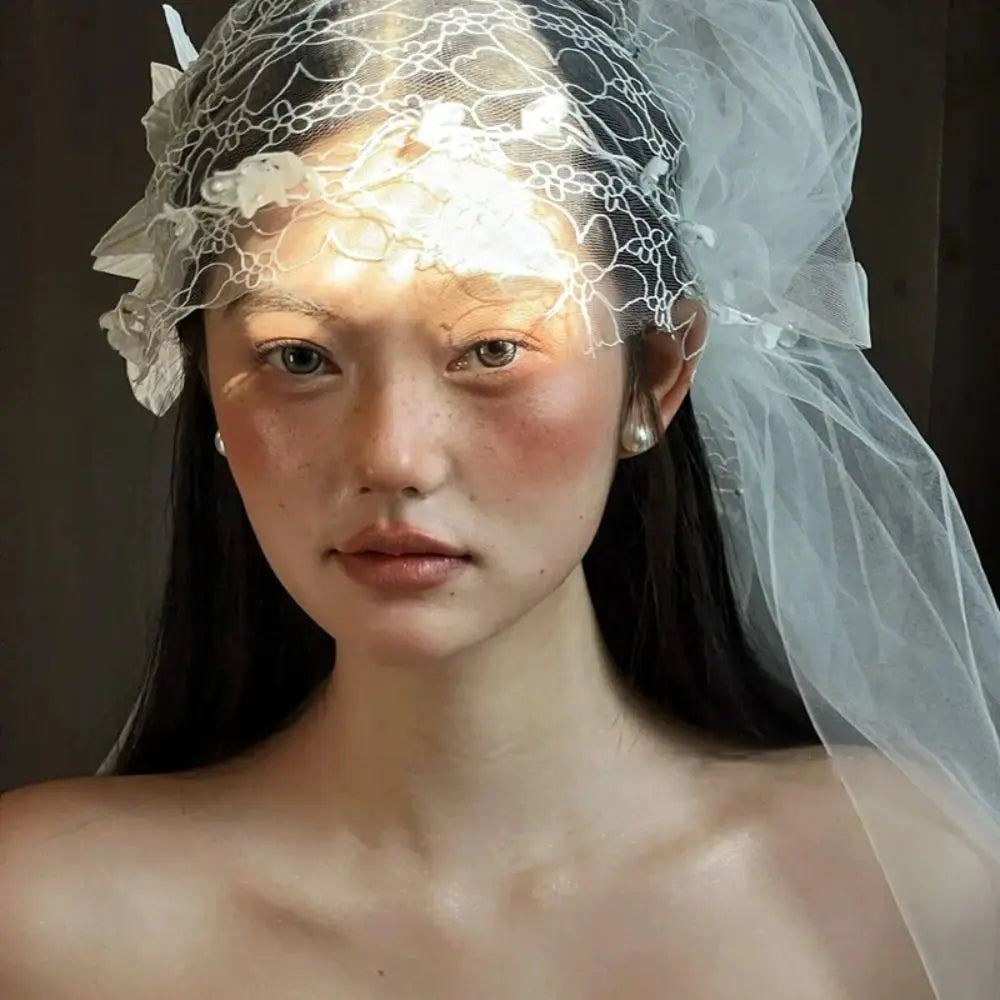 New Retro Bridal Headdress French Style Elegant Bridal Lace Floral Hat Banquet Luxury Wedding Headband Hair Accessories
