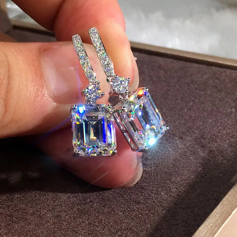 Exquisite Zircon Christmas Snowflake Stud Earrings for Women Shiny Rhinestone Crystal Flowers Earring Christmas New Year Gifts