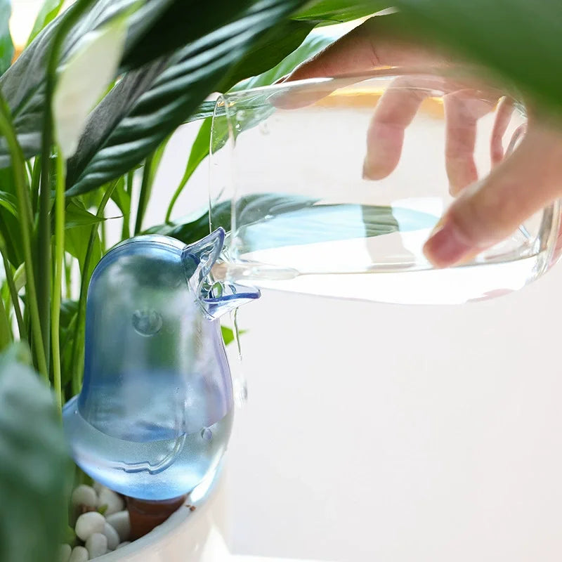 High Quality Automatic Flower Waterer Plant Waterer Self Watering Water Balloon Bird Shaped Hand Blown Plastic Water Balloon