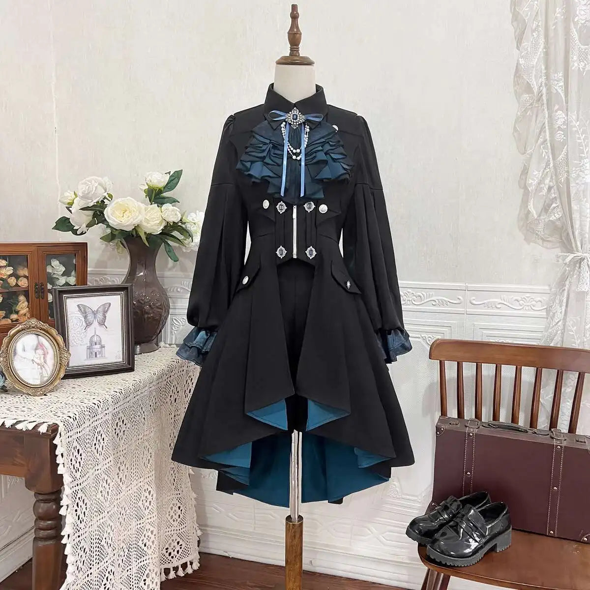 New Fiesta Carnival Halloween Cos Cosplay Deep Joy Dark Tune Prince Series Lolita Coat Dress Shorts Suit Tops Bow Tie