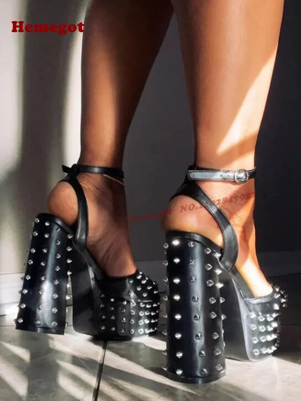 Studded Platform Slingback Sandals 2025 New Arrival Peep Toe Buckled Chunky Heels Women's Sandals Black Rivet Elegant Shoes Sexy