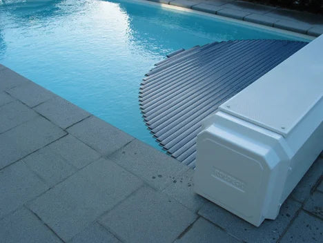 New Invention Outdoor High Quality Retractable Polycarbonate 12V Electric Balloon Swimming Pool Cover