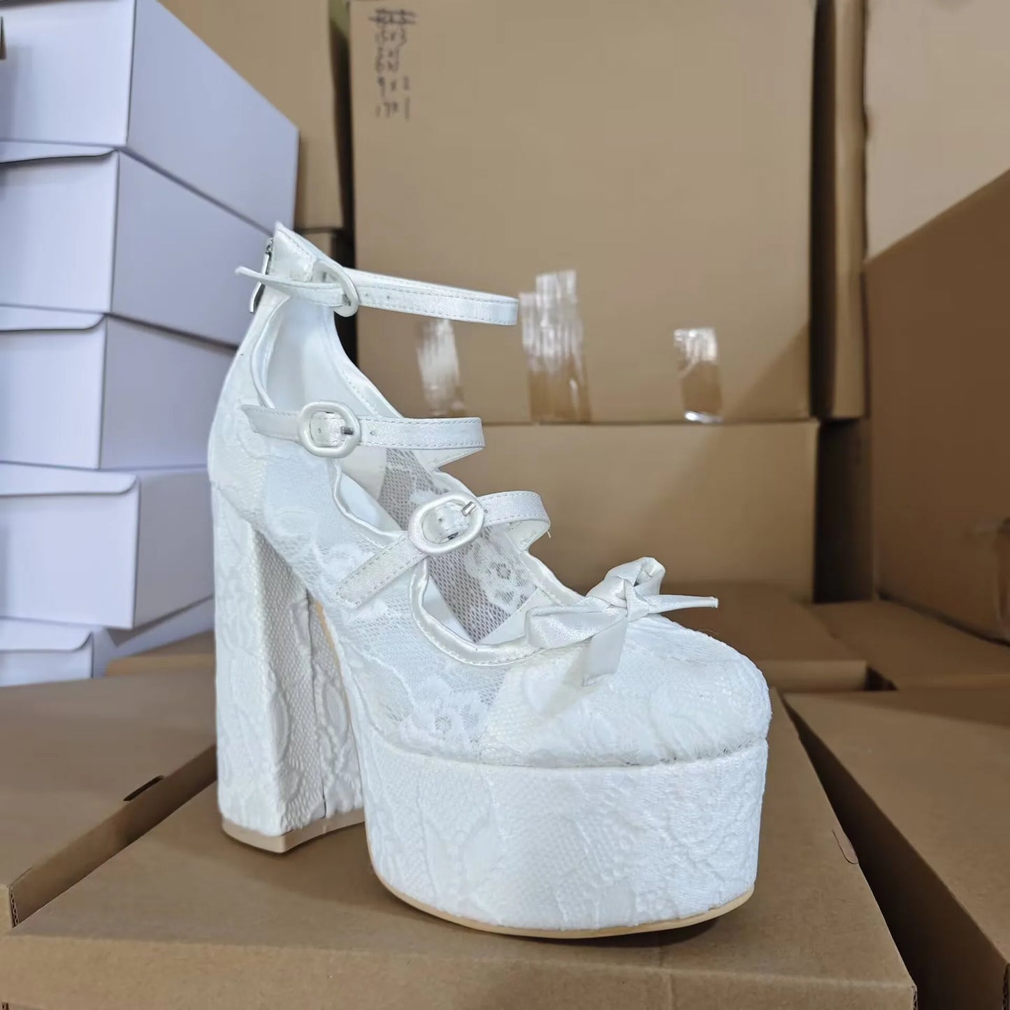 Red Lace Butterfly Knot High Heels Women Round Toe Chunky Heel Platform Shallow Hollow Sandals New Fashion Sexy Wedding Shoes