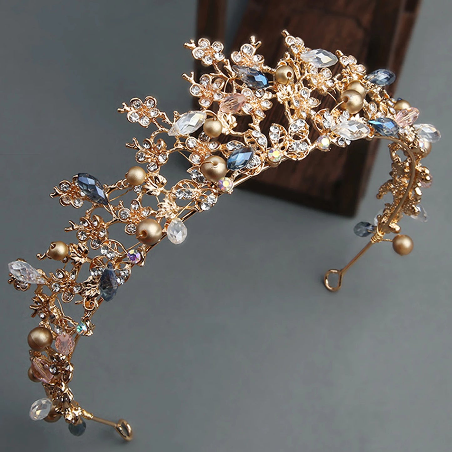 Handmade Bride Wedding Tiaras and Crowns Gold Color Alloy Flower Designs Baroque Headbands Shiny Rhinestone Designs Hair Jewelry