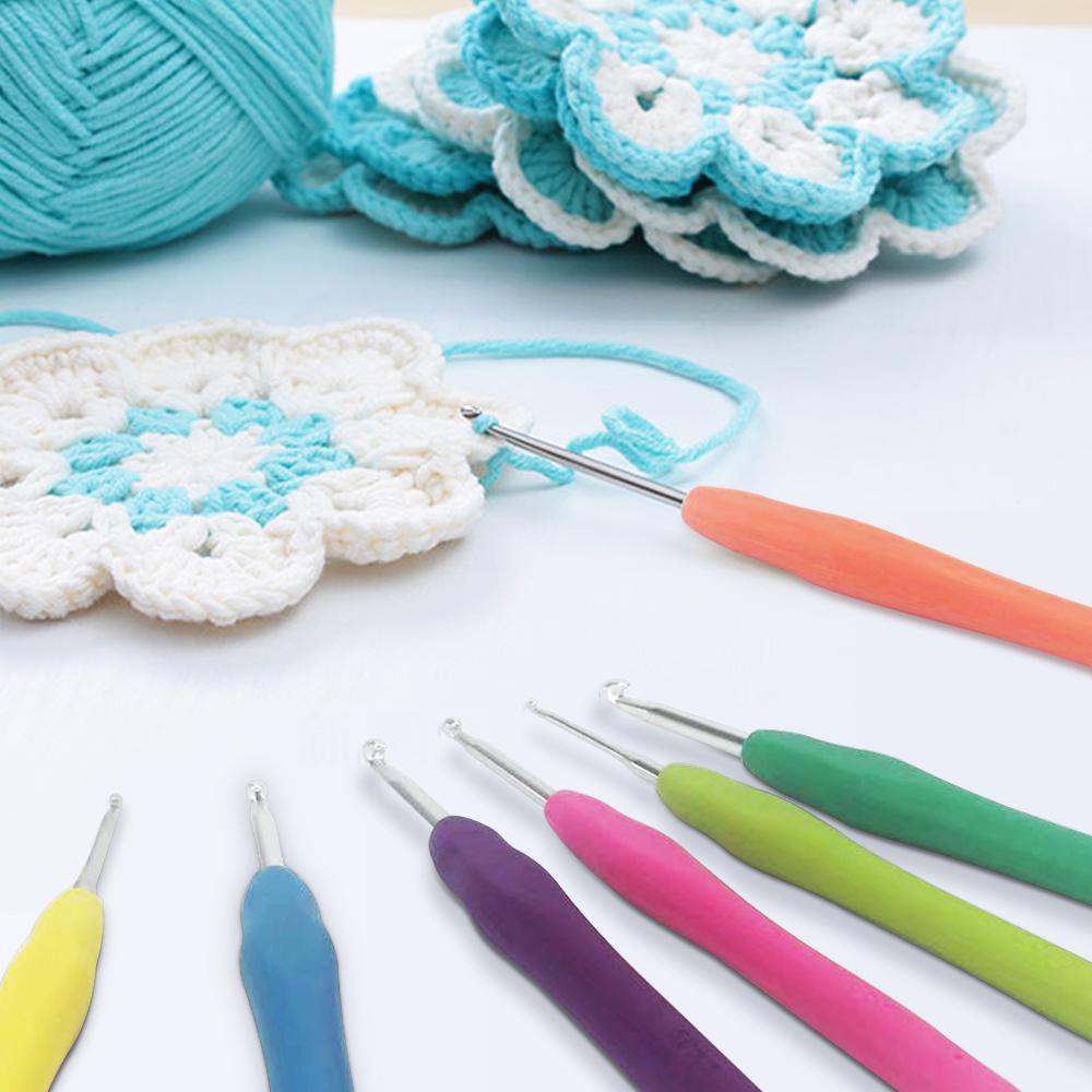 30 Pcs Crochet Hooks Kit Yarn Knitting Needles Sewing Tools Grip Set