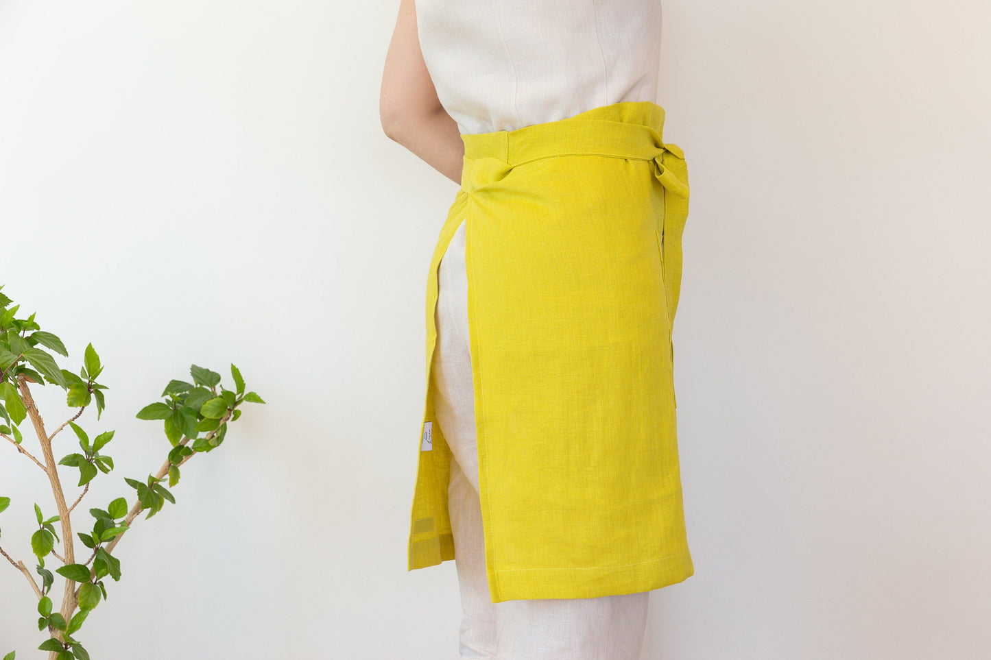 Pastel Plum linen waist apron