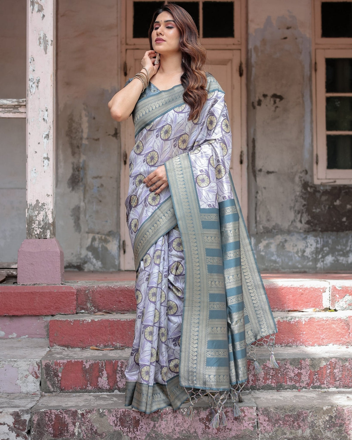 Sophisticated Lilac Banarasi Silk Saree with Floral Prints and Zari
