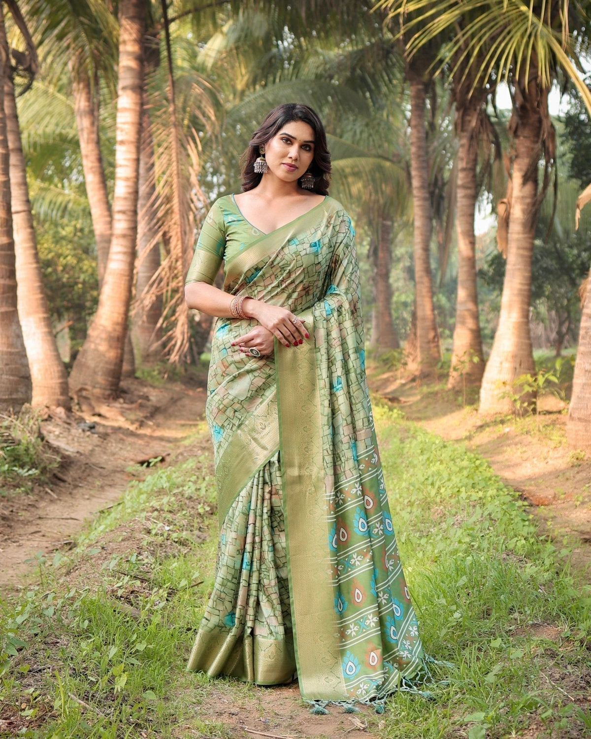 Elegant Light Green Tussar Silk Saree with Zari Motif Border and