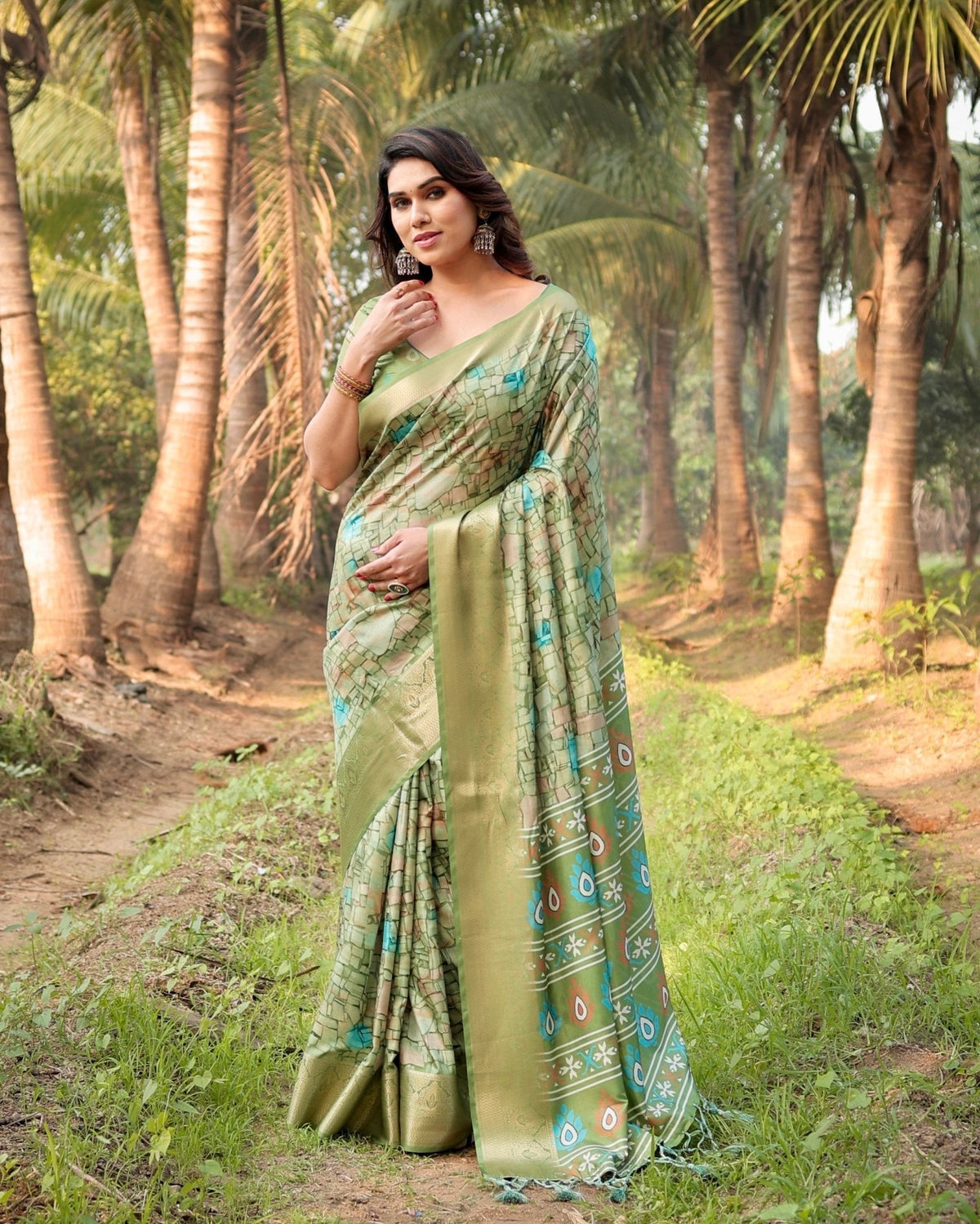 Elegant Light Green Tussar Silk Saree with Zari Motif Border and