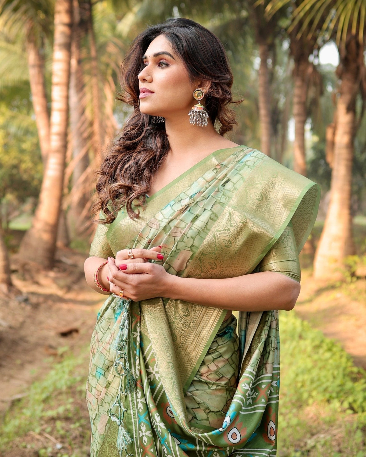 Elegant Light Green Tussar Silk Saree with Zari Motif Border and
