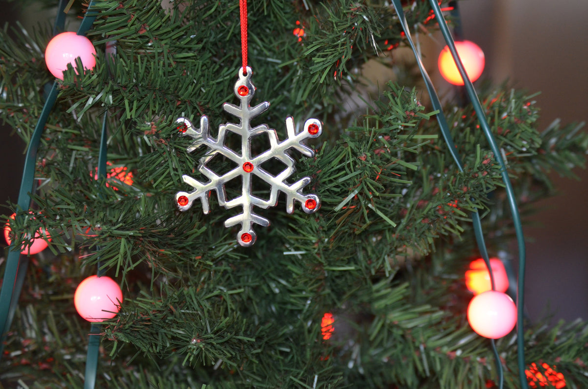 Vibhsa Snowflake Christmas Tree Ornament Decorations Set of 4